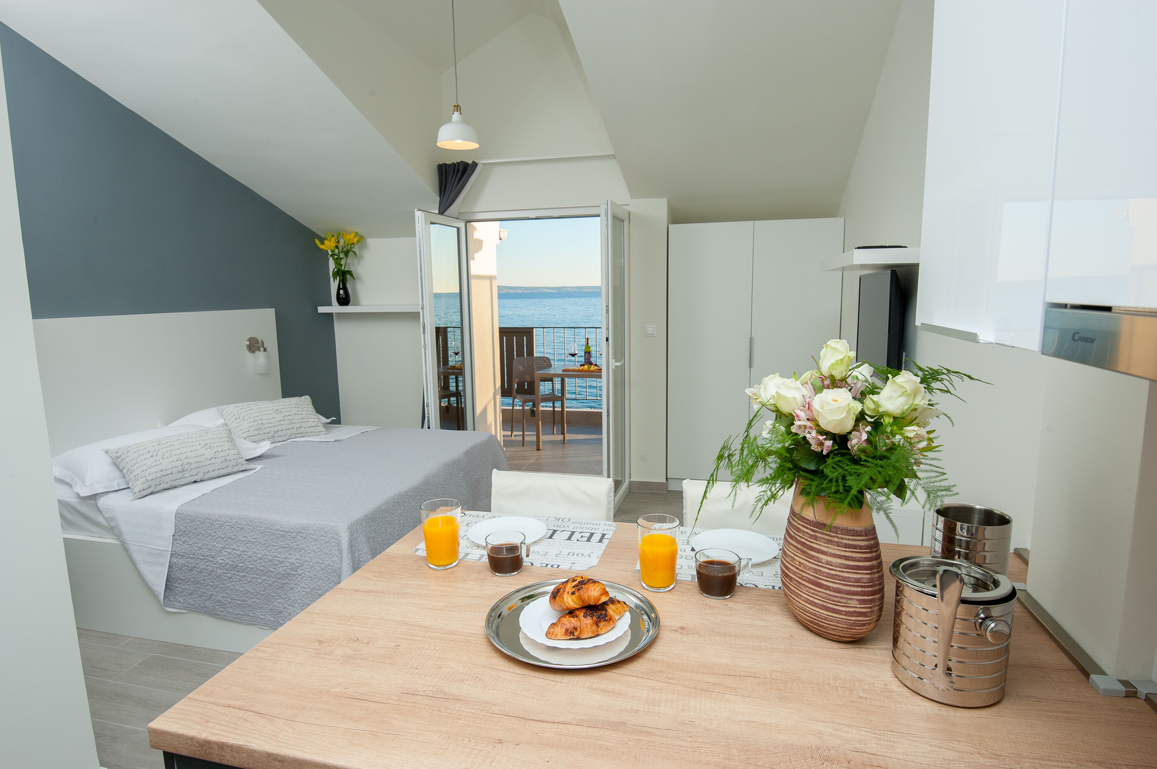 Seaside Luxury Suites