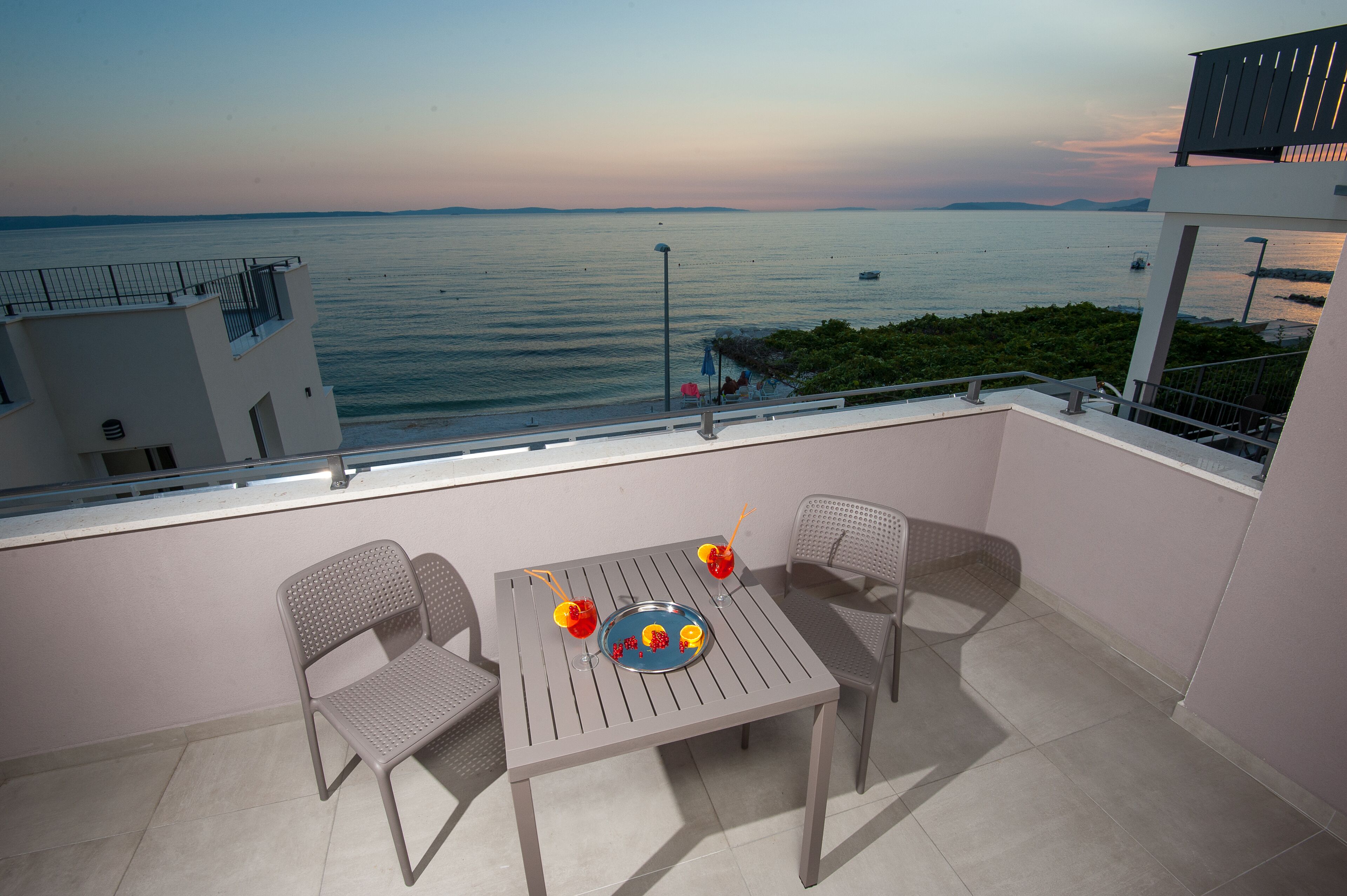 Seaside Luxury Suites