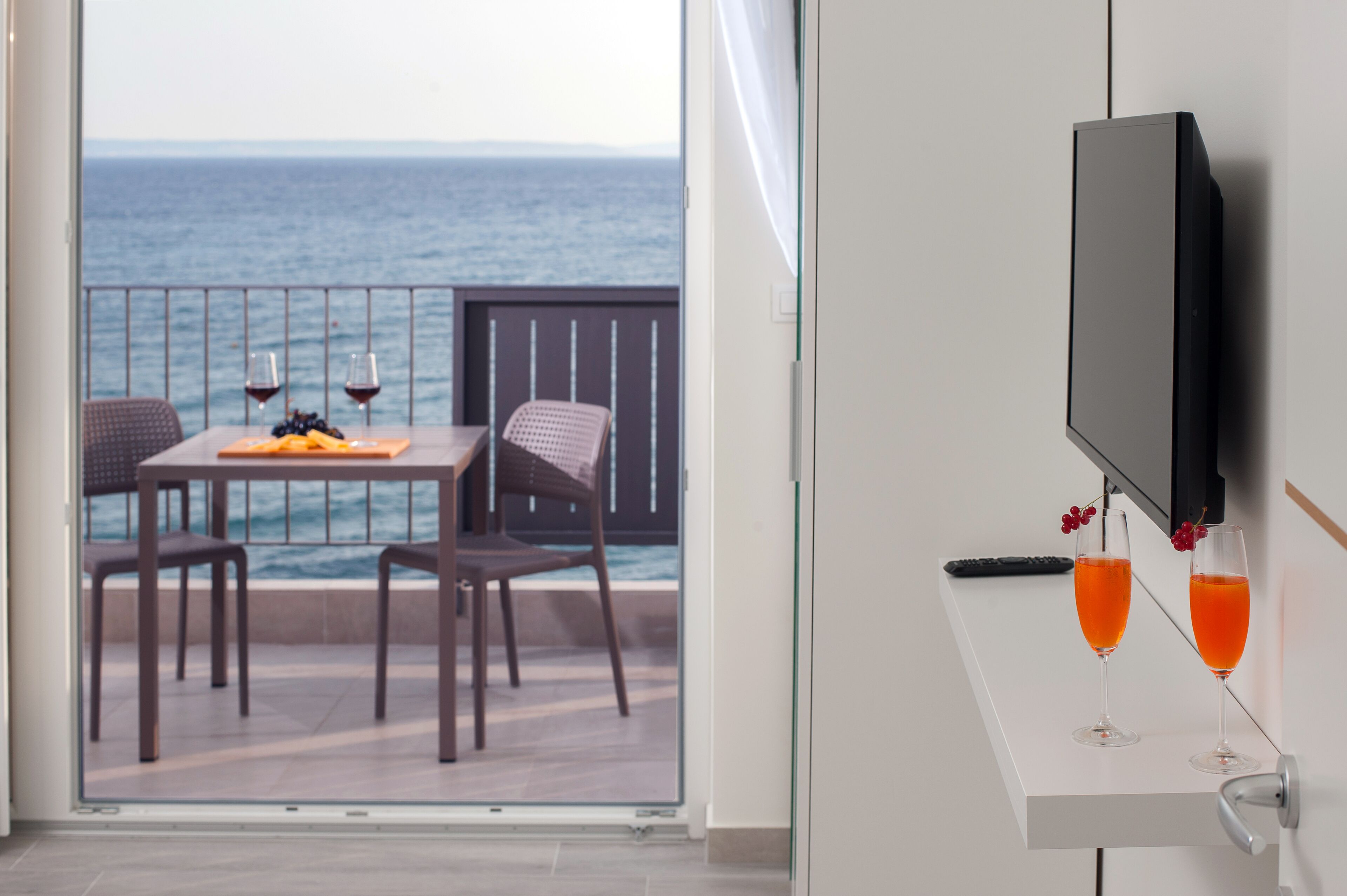 Seaside Luxury Suites