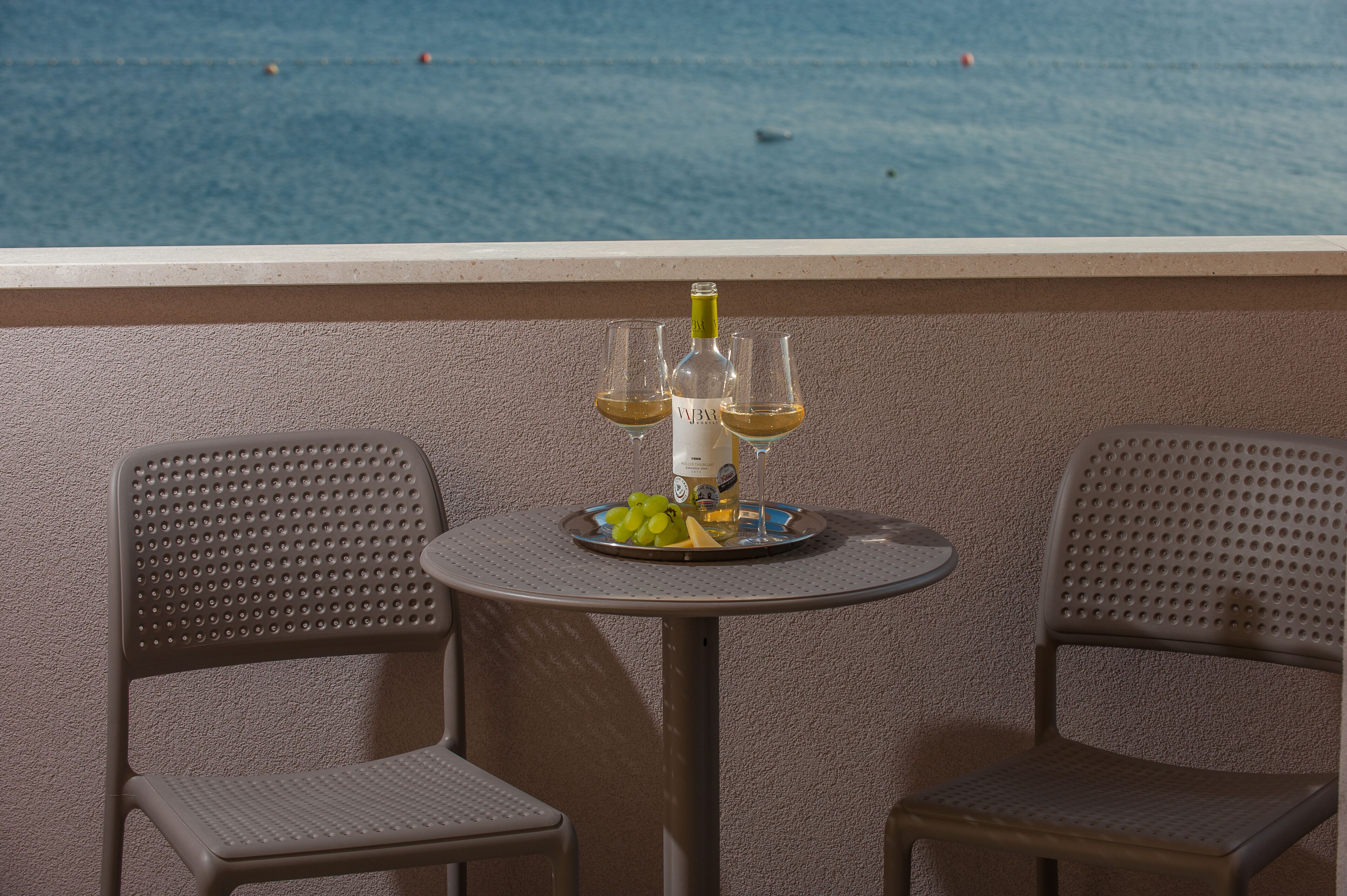Seaside Luxury Suites