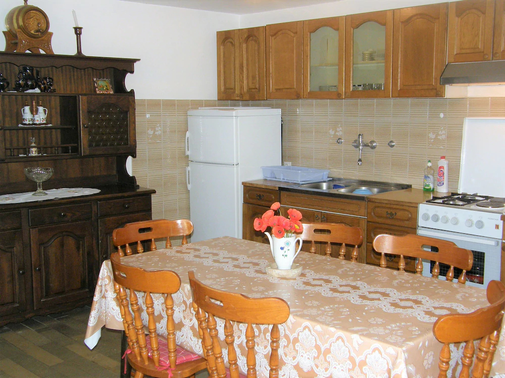 Apartment and Rooms Gasperov