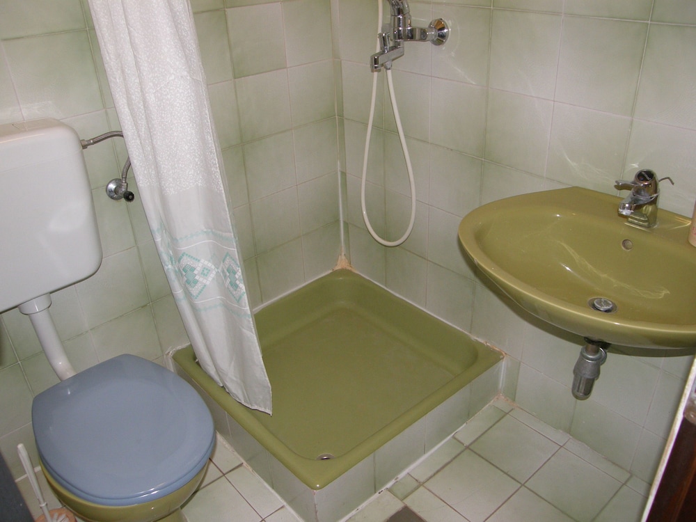 Apartment and Rooms Gasperov