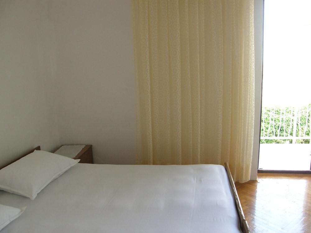 Apartment and Rooms Gasperov