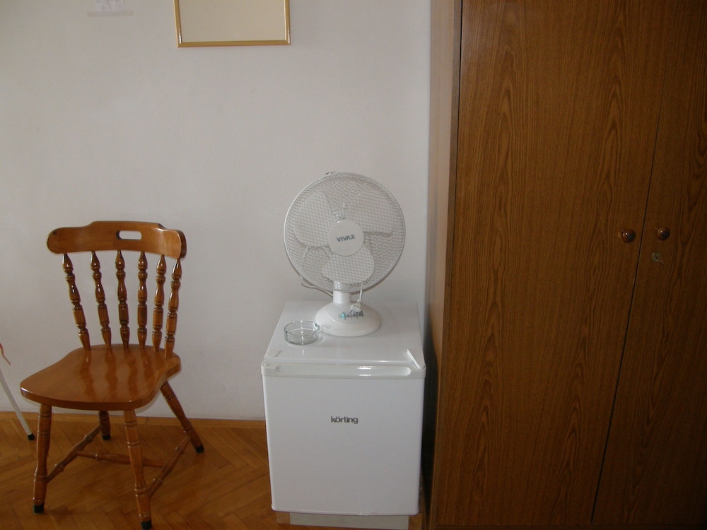 Apartment and Rooms Gasperov