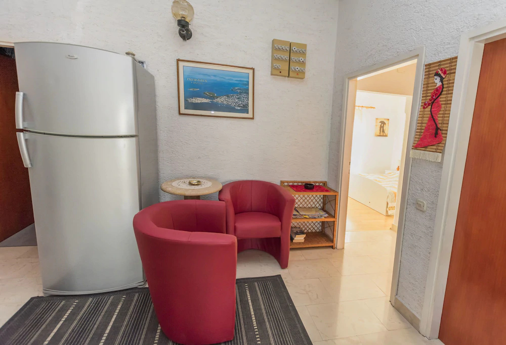 Apartment And Rooms Radojka