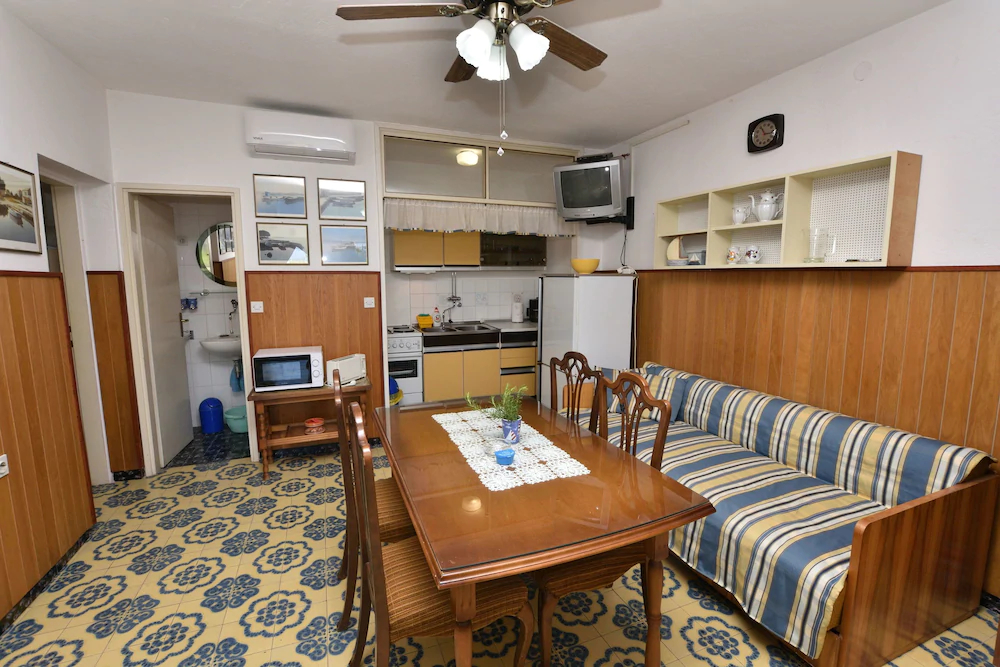 Apartments 2M
