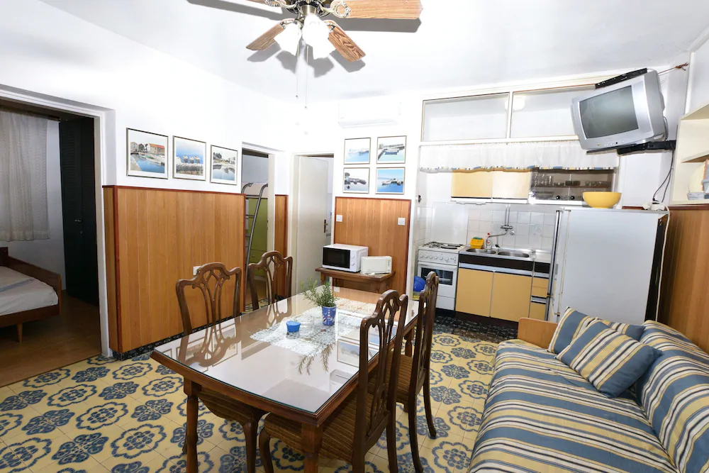Apartments 2M