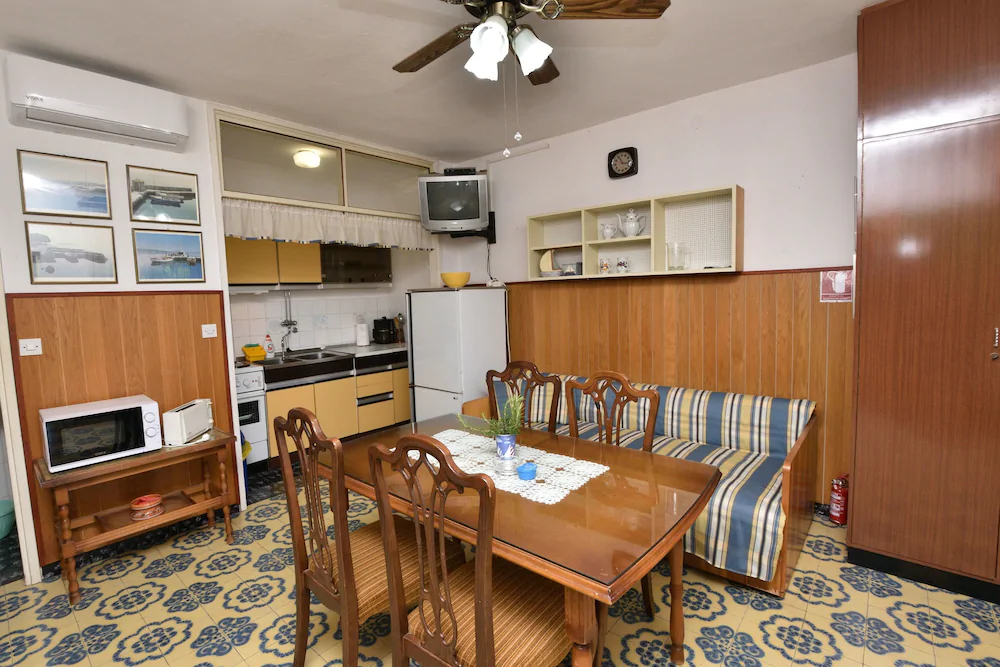 Apartments 2M