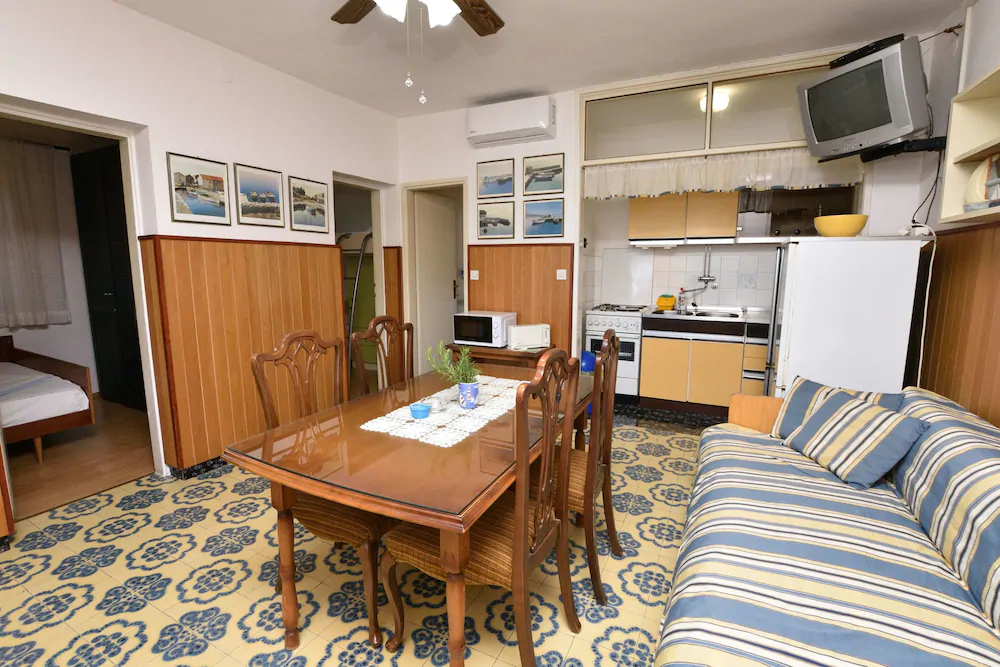 Apartments 2M