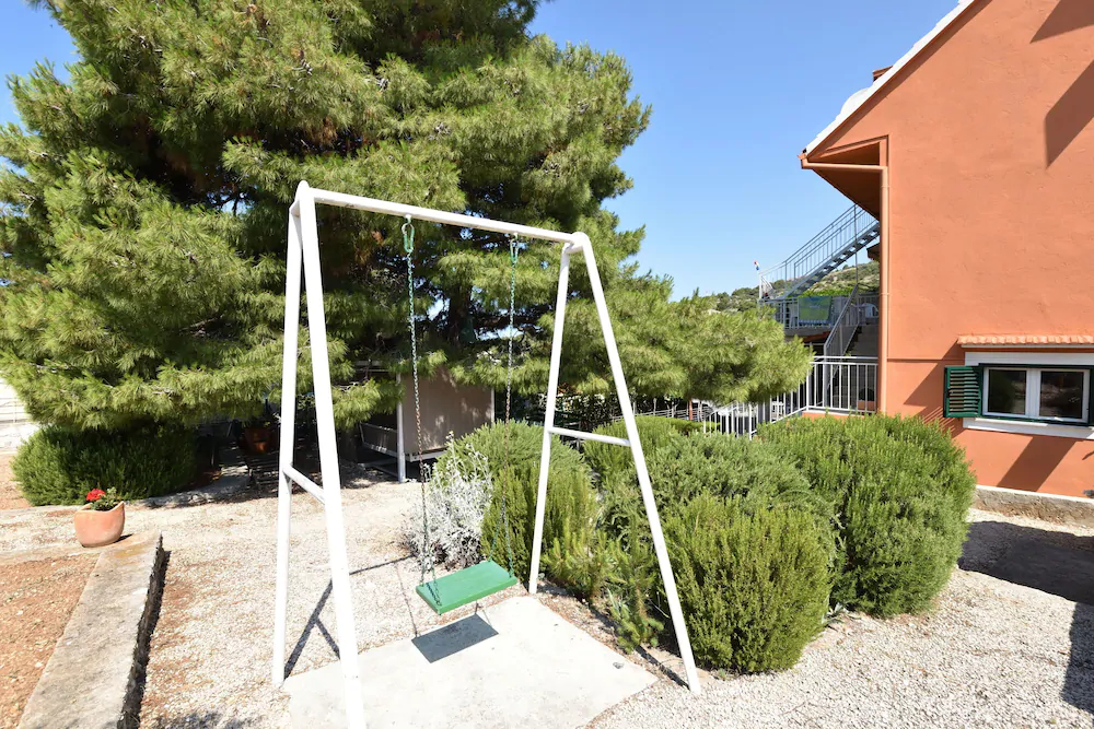 Apartments 2M