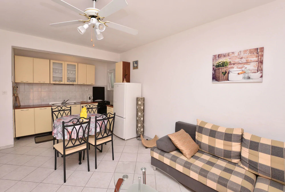 Apartments And Room Kiko