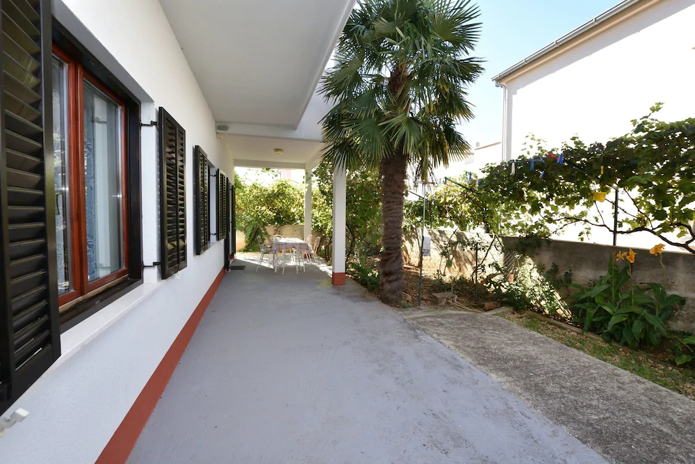 Apartments And Room Kiko