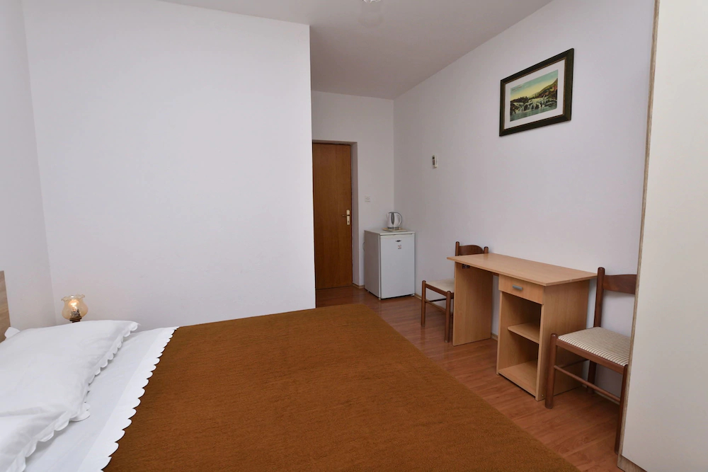 Apartments And Room Kiko