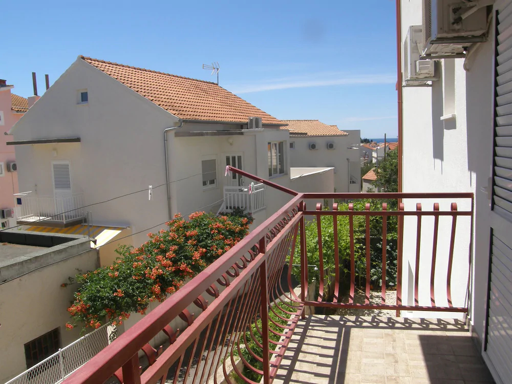 Apartments And Room Kiko