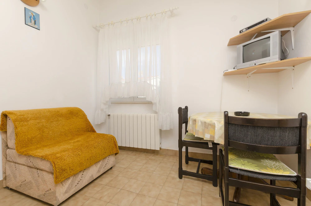 Apartments And Room Mate Mare