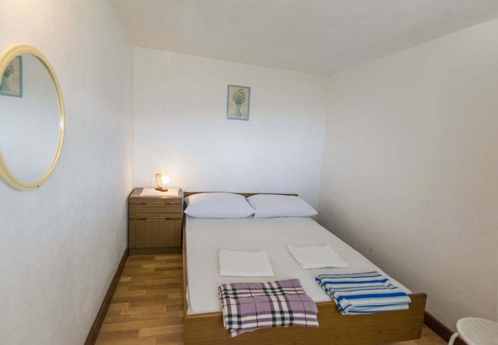 Apartments And Room Milka-Jere