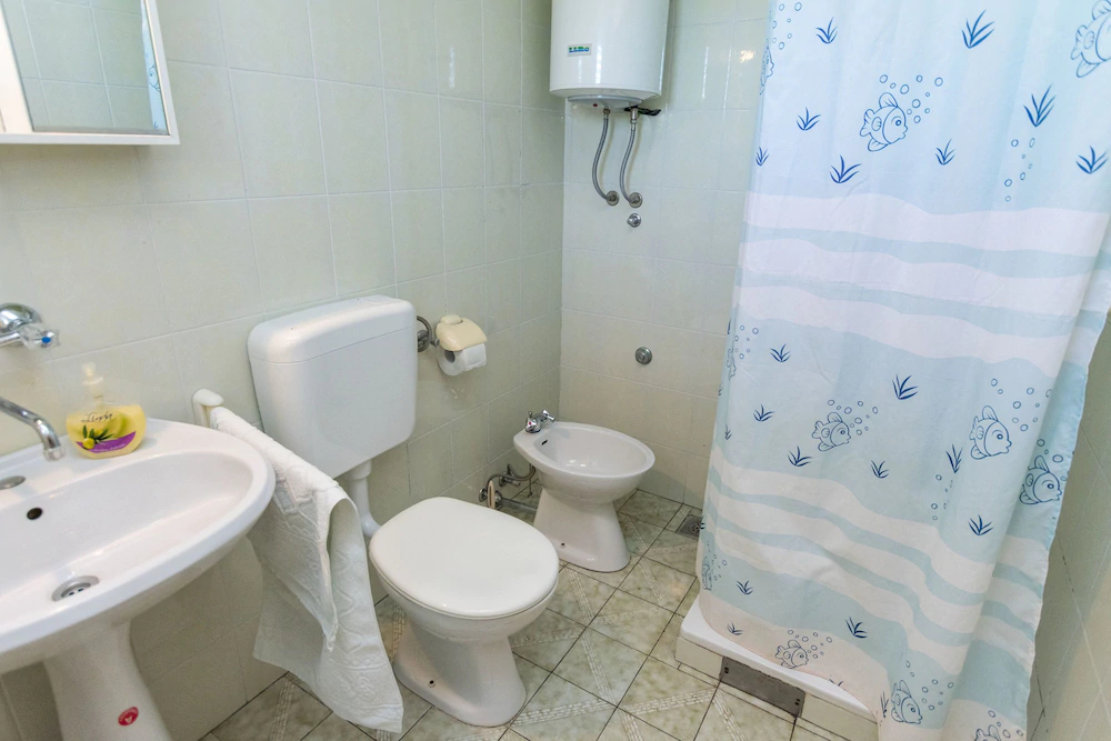 Apartments And Room Milka-Jere