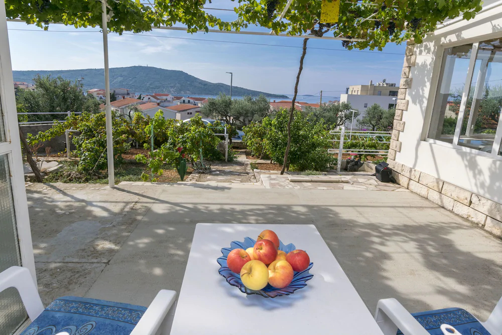 Apartments And Room Milka-Jere