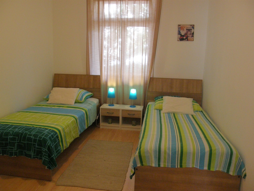 Apartments Dragica