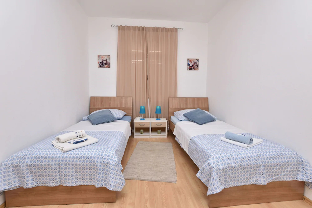 Apartments Dragica