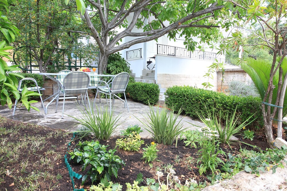 Apartments Ena