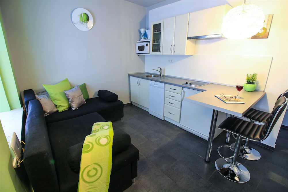 Apartments Ena