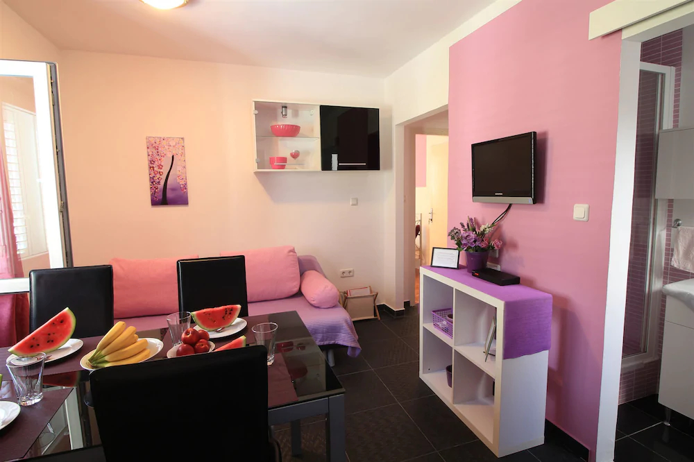 Apartments Ena