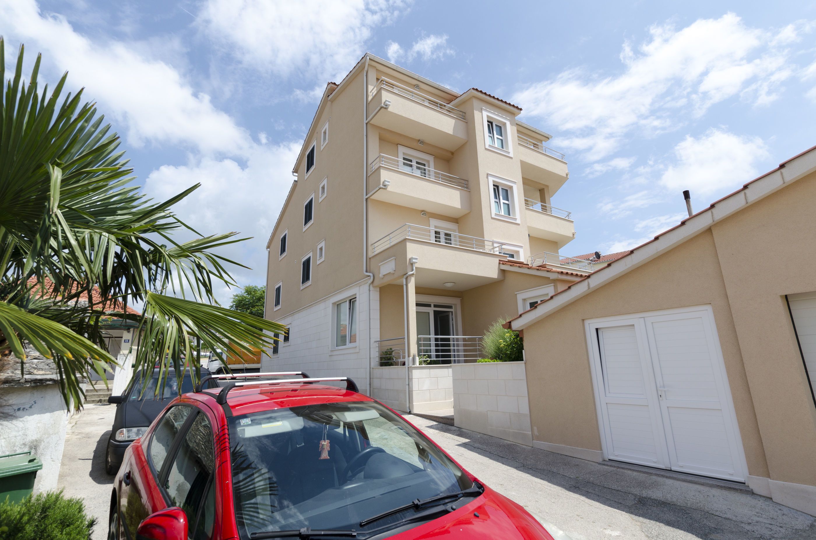 Apartments Frane