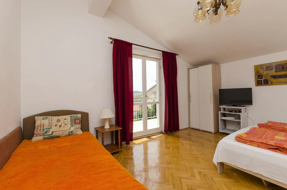 Apartments Goran