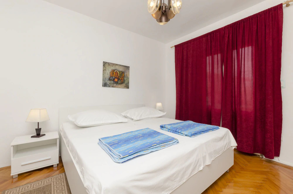 Apartments Goran