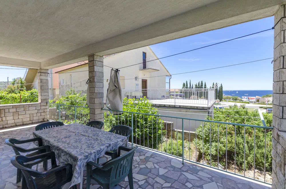 Apartments Ivica
