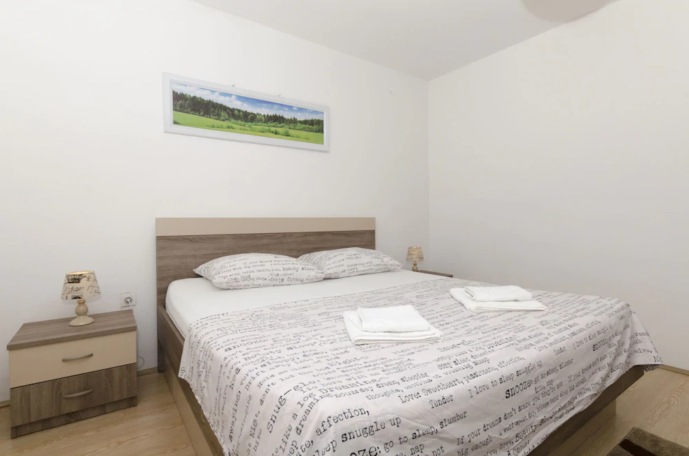 Apartments Ivica