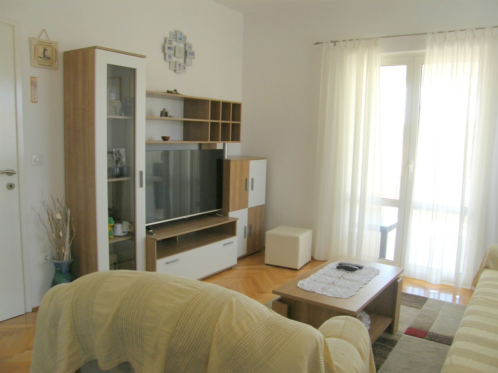 Apartments Jasna