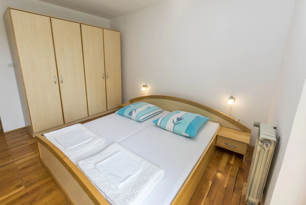 Apartments Jelka