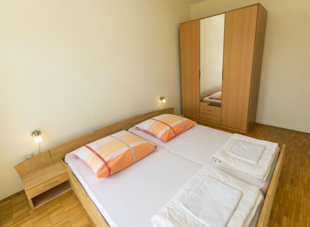 Apartments Jelka
