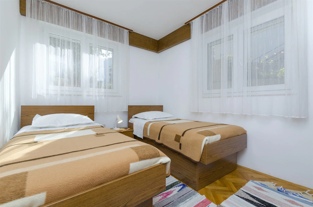 Apartments Karmela
