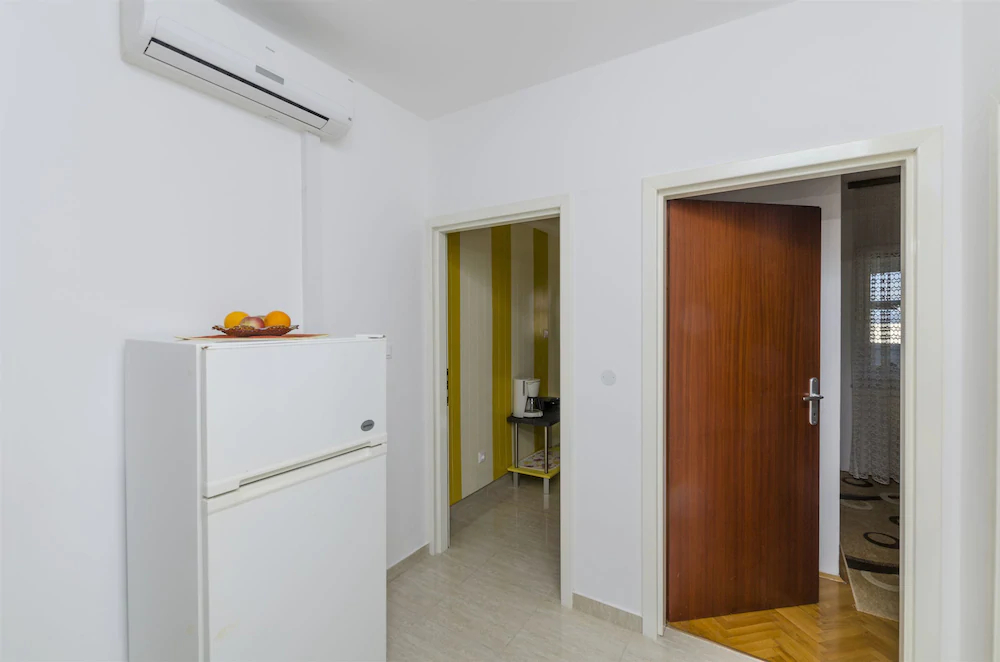 Apartments Karmela