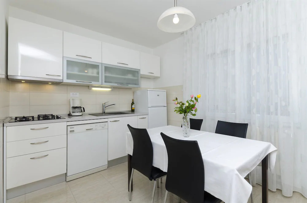 Apartments Karmela