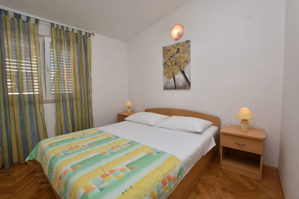 Apartments Ljubo