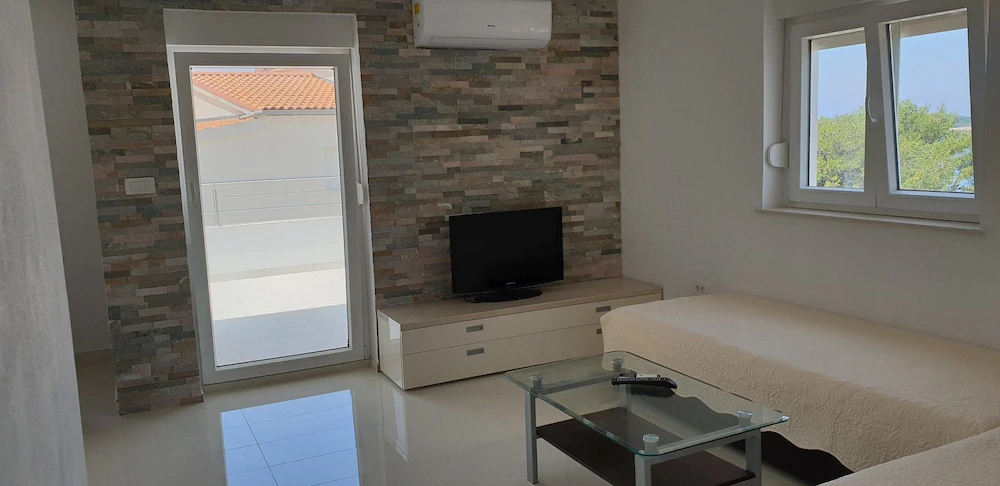 Apartments Mia Bilo