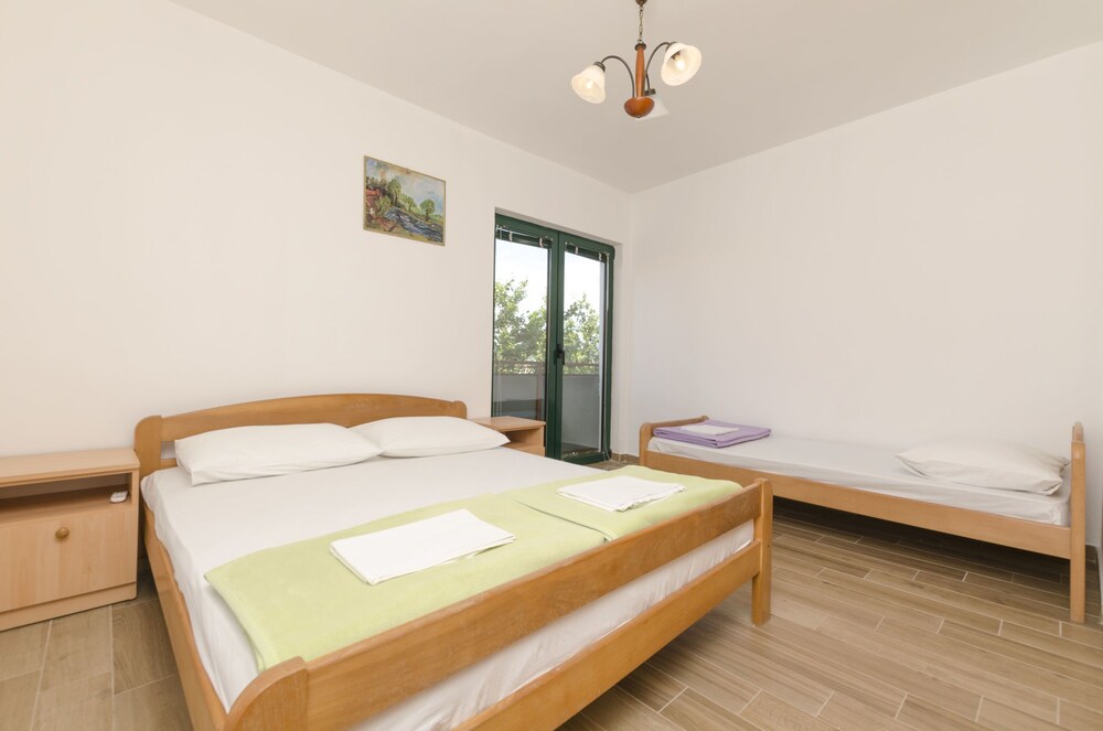 Apartments Mirko