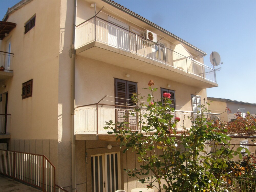 Apartments Paško
