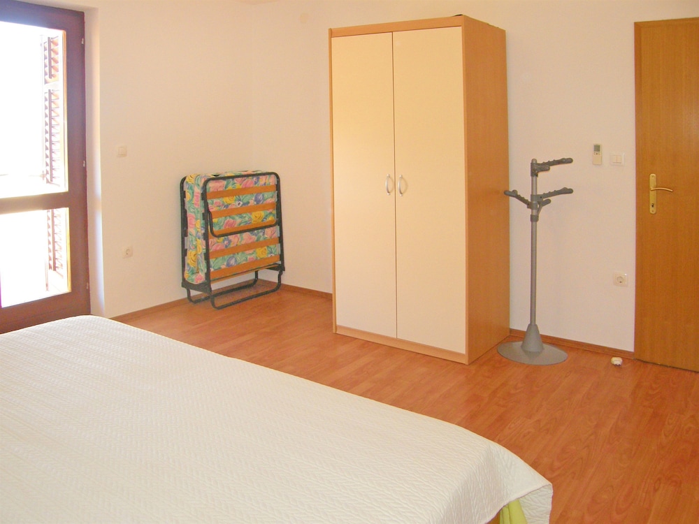 Apartments Rina