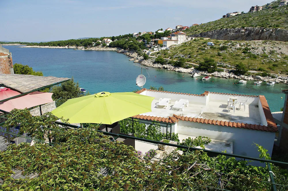 Apartments Bobi