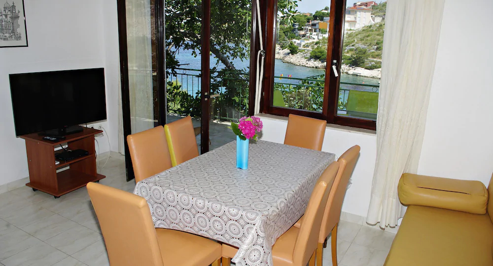 Apartments Bobi