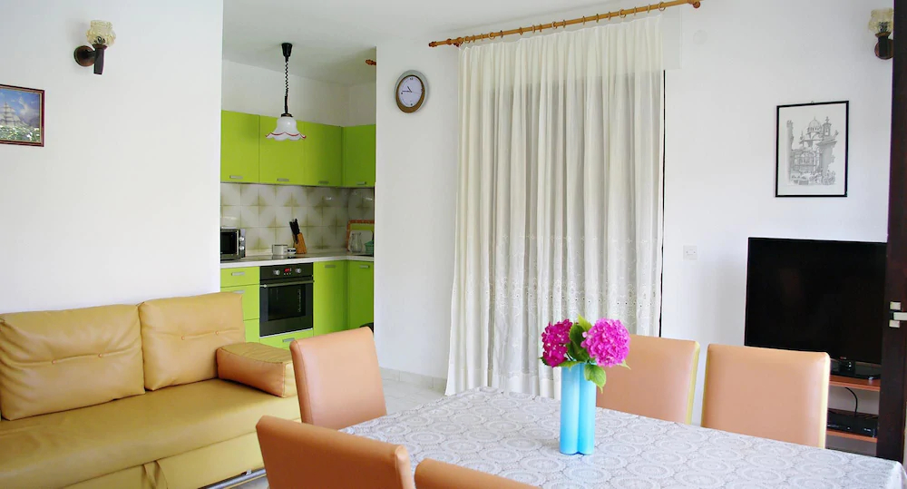 Apartments Bobi