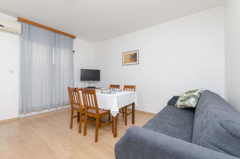 Apartments Svetin