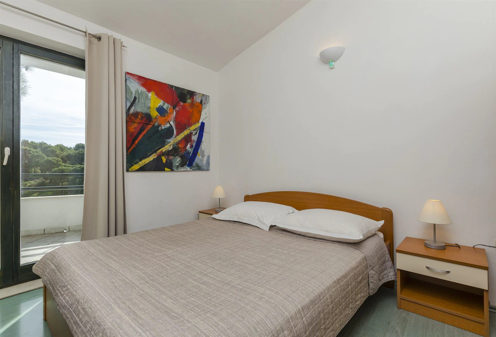 Apartments Uvala