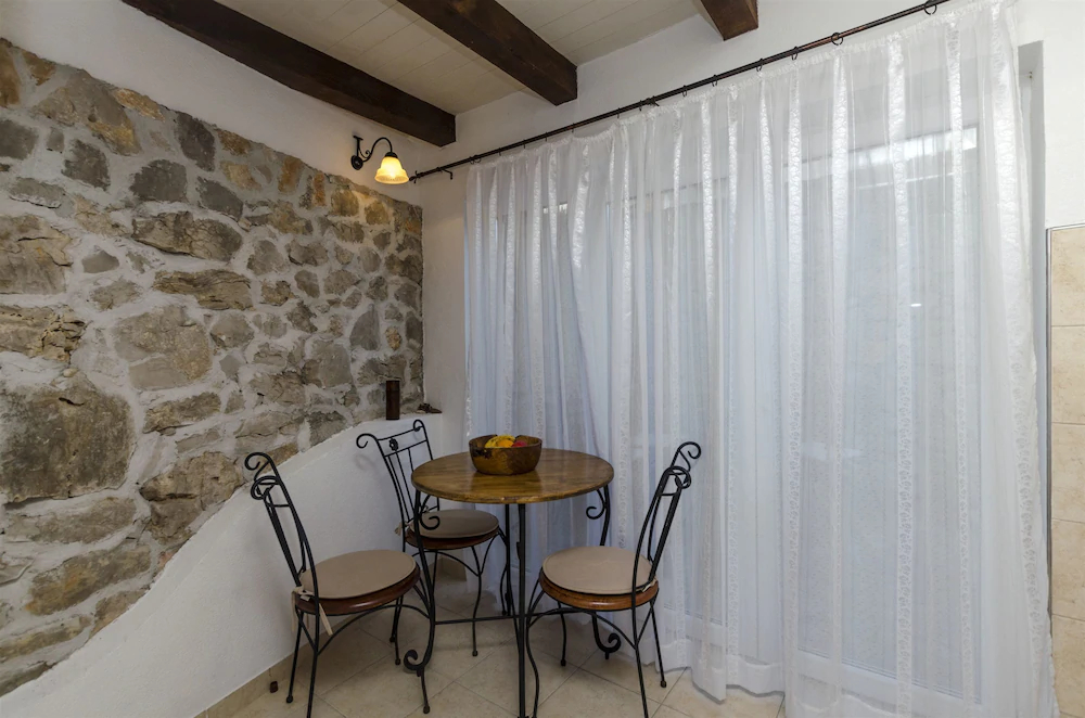Apartments Uvala
