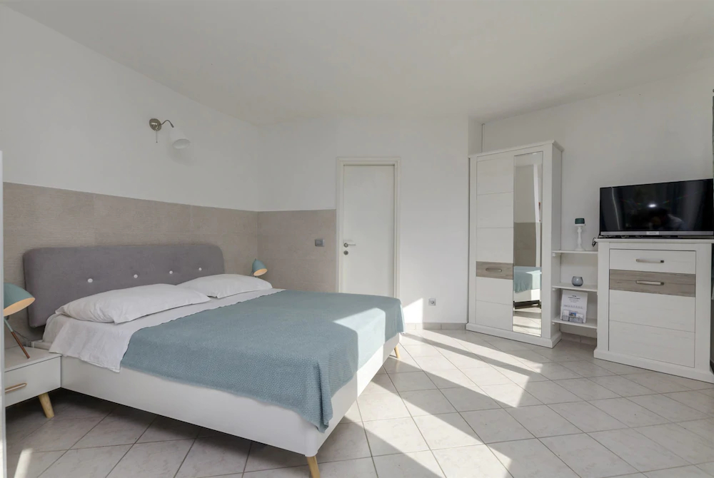 Apartments Uvala